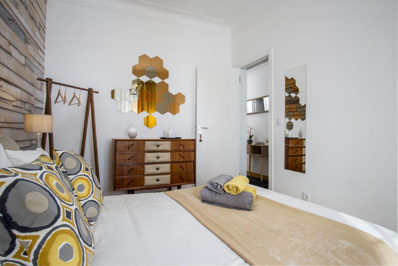 Apartment Sunny In A Typical Neighborhood Lissabon
